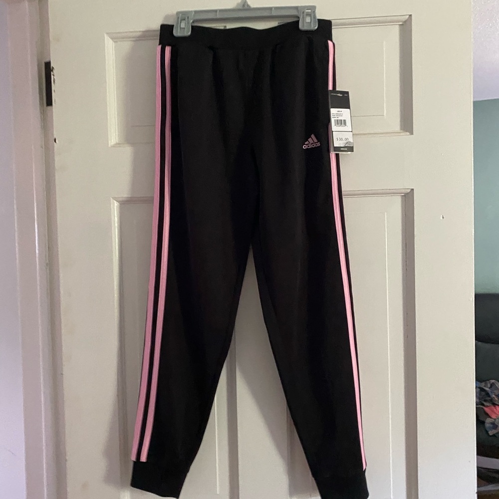 BNWT Adidas black & pink lining pants size 10/12